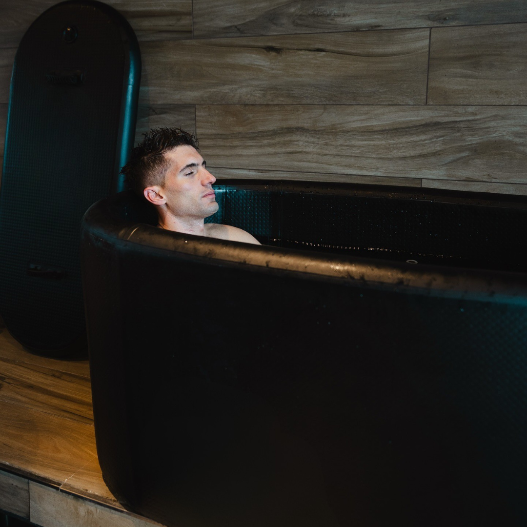 Bryan Johnson en sesión de oxigenoterapia